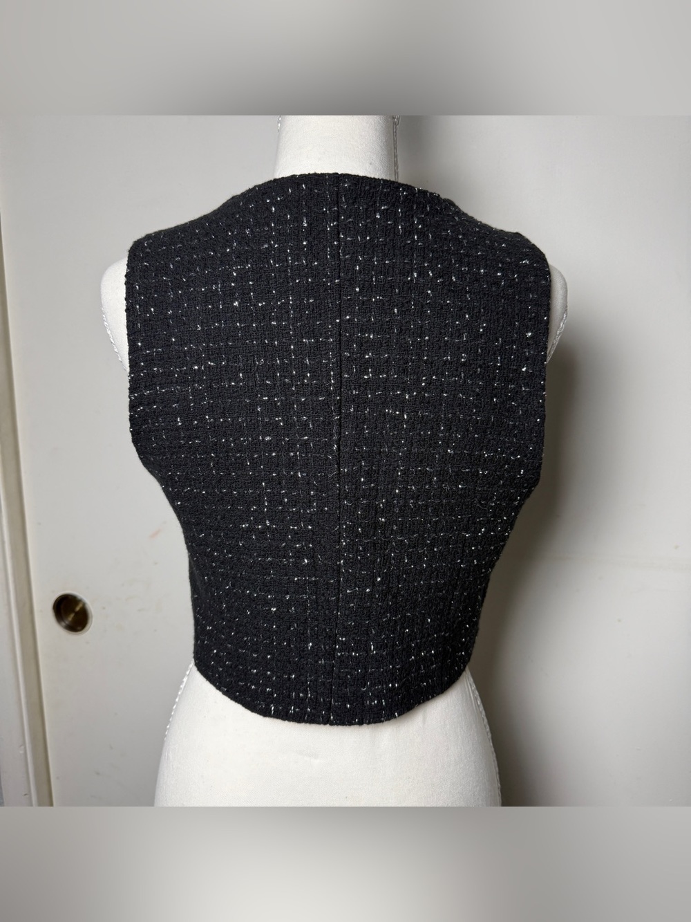 Zara Tweed Cropped Vest Women's Small Black Gold Button Boucle Parisian Luxe - Picture 5 of 7